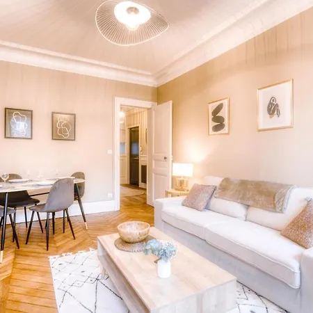 Le France - Les Jardins Du Lys - Ideal Insead Apartment